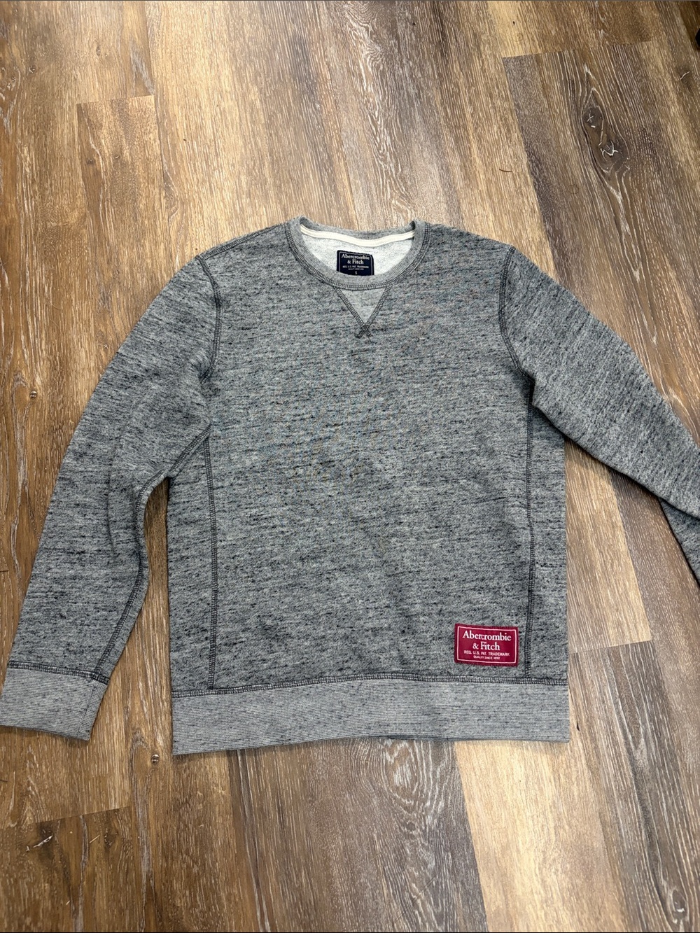 Abercrombie & Fitch Gray Heather Crewneck Pullover